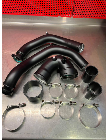 STR Performance reinforced pipe boost and charge pipe kit for BMW M2 M3 M4 F80 F82 F87 S55B30